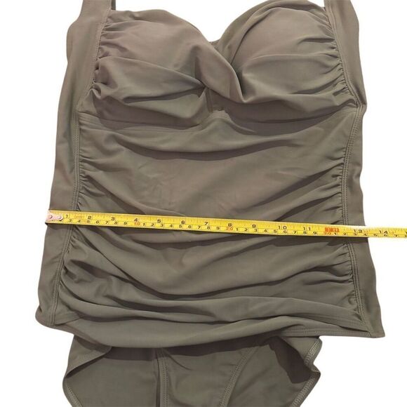 Mycoco Women's Twist Front Tankini Swimsuit Green Size 12 Standard - Picture 9 of 10